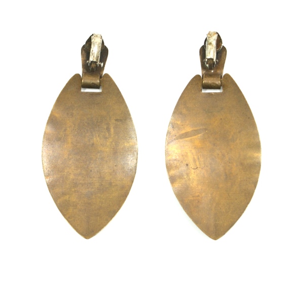 Beautiful Etched Bronze Earrings- Floral Nature - Picture 2 of 4